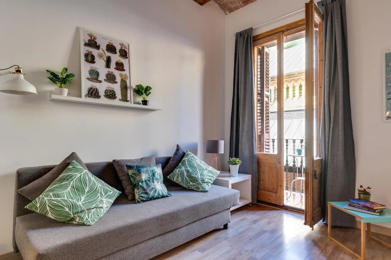 Charming & Convenient Apartment Near Plaza Espanya Барселона