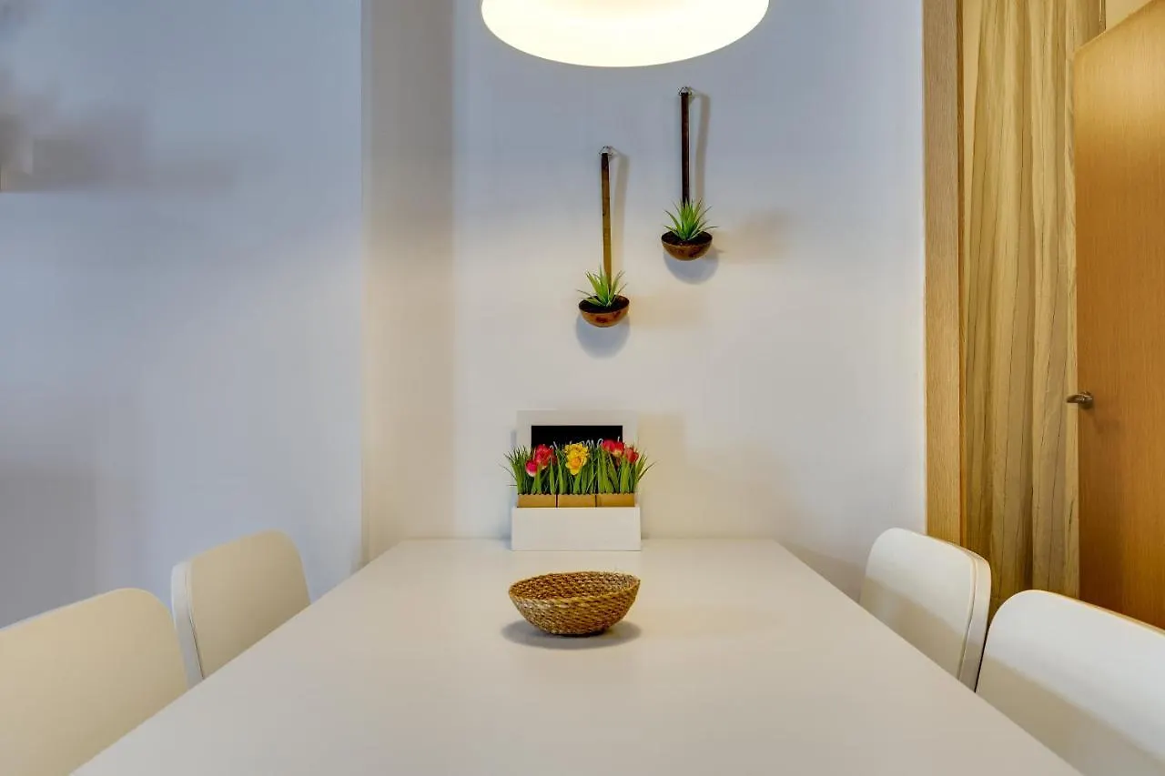 Charming & Convenient Apartment Near Plaza Espanya Barcelona 0*,
